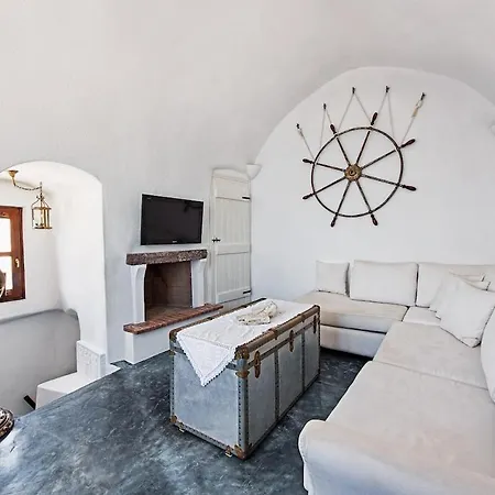 Matilde Volcano View * Oia (Santorini)