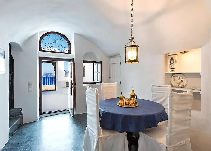 Matilde Volcano View * Ía